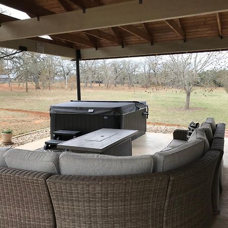 Pecan Farm Haus フレデリックスバーグ エクステリア 写真
