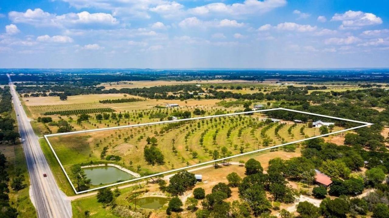Pecan Farm Haus フレデリックスバーグ エクステリア 写真